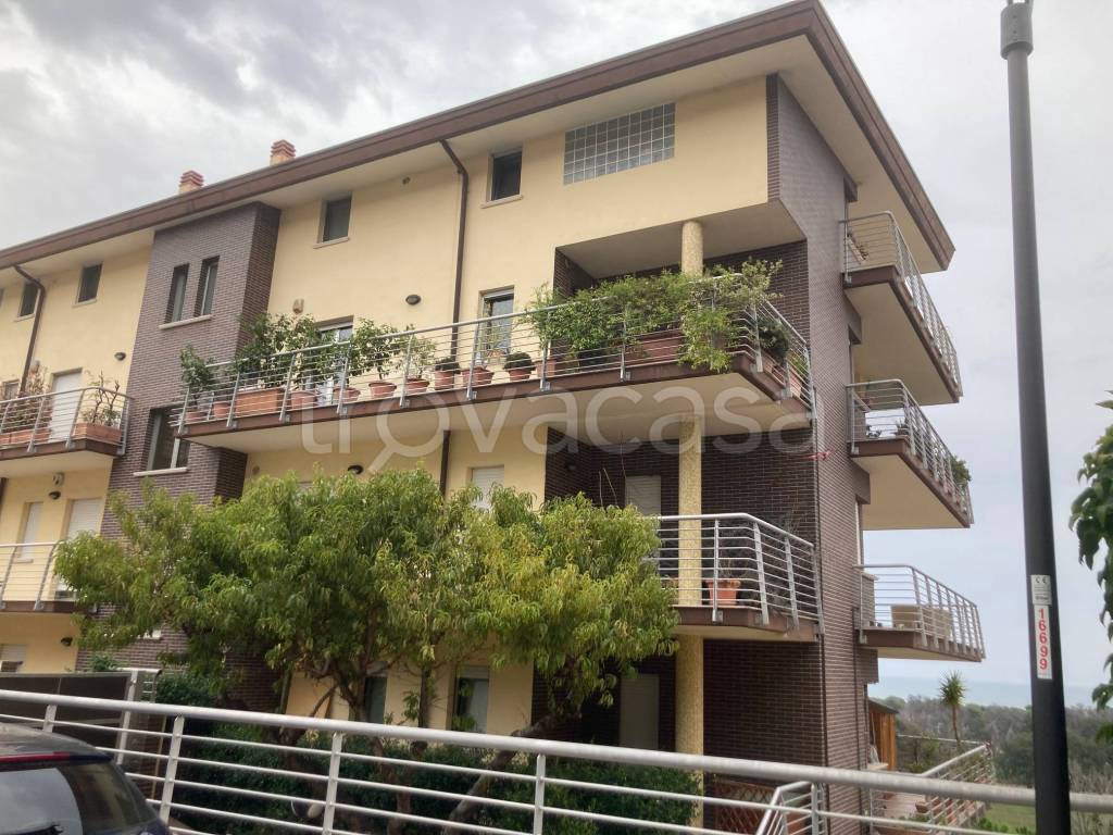 Appartamento in vendita a Pescara via Terra Vergine, 17