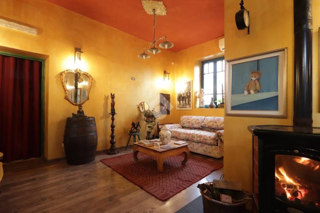 Casa Indipendente in vendita a Castellazzo Bormida via santuario, 163