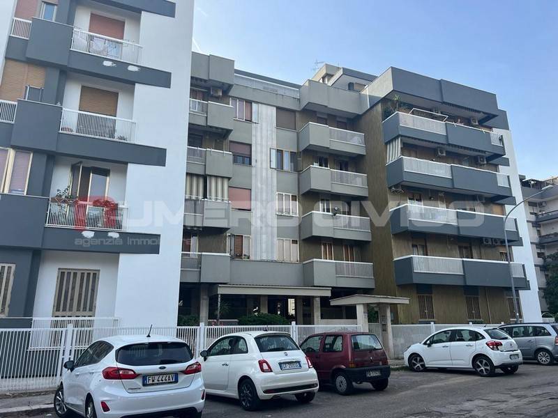 Appartamento in vendita a Foggia via Roberto Consagro