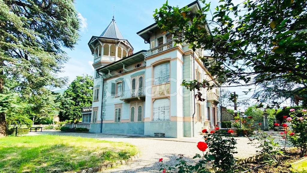 Villa in vendita a Cuorgnè località Parrocchia