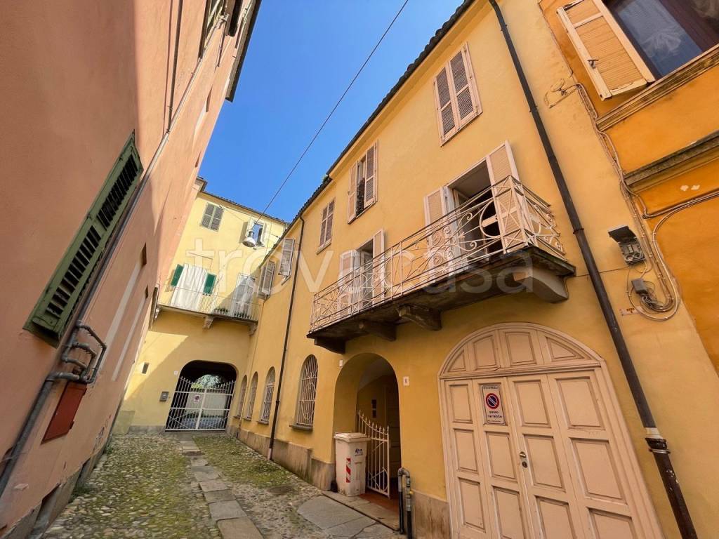 Appartamento in vendita a Vercelli vicolo Marco Aurelio Cusano, 6