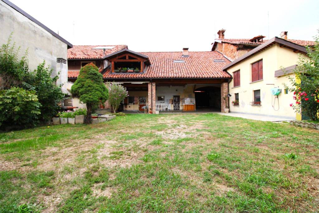 Casa Indipendente in vendita a Mondovì