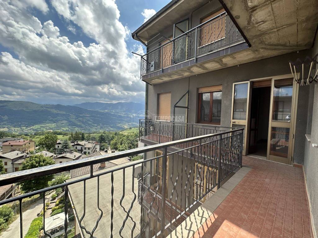 Appartamento in vendita a Lama Mocogno via p. Giardini