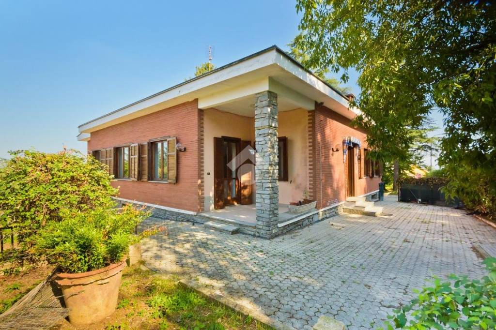 Villa Bifamiliare in vendita a Chieri via roaschia alta, 270