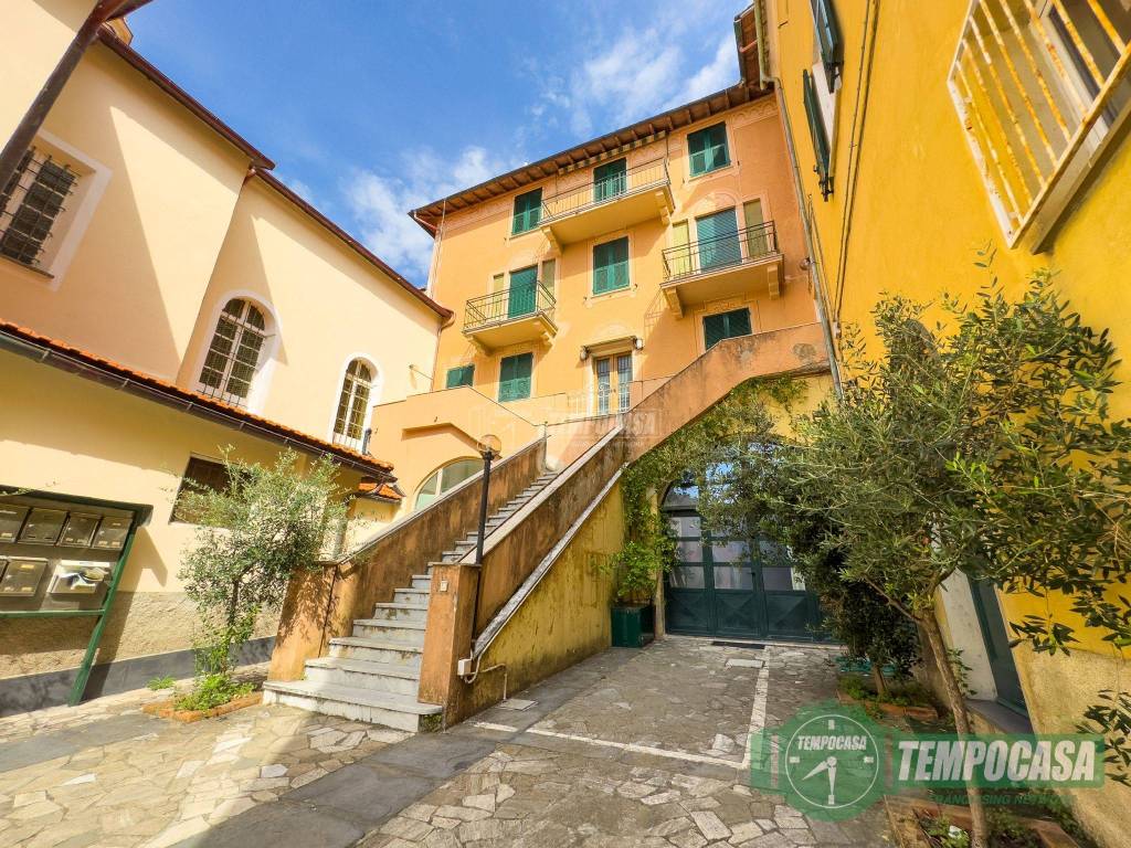 Appartamento in vendita a Sestri Levante piazzetta m. Rizzi