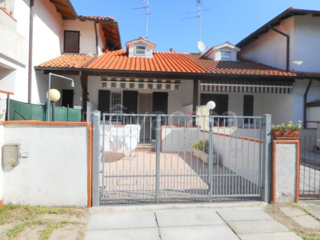 Villa a Schiera in vendita a Comacchio viale Somalia, 72