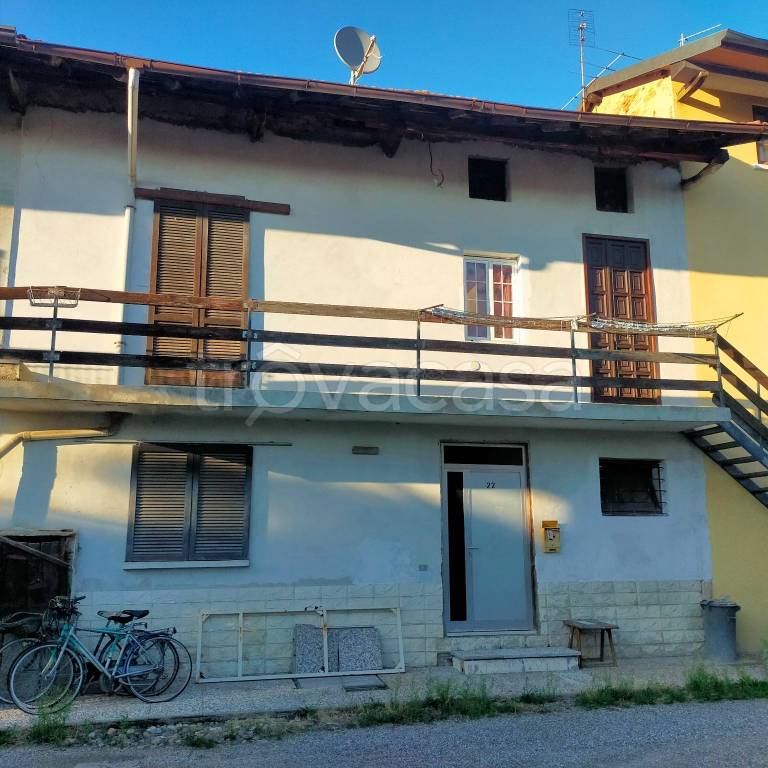 Appartamento in vendita a Oggiona con Santo Stefano via Alessandro Volta, 22
