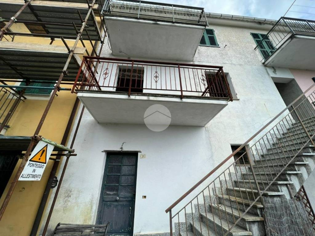 Appartamento in vendita ad Avegno via Serro Antico, 21