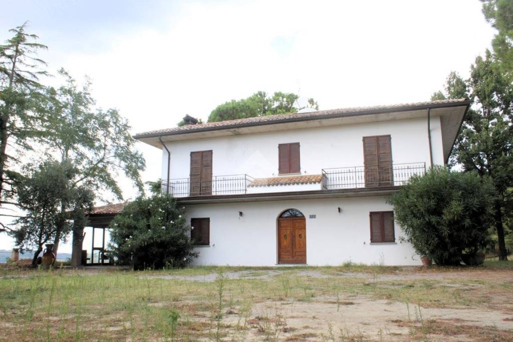 Casa Indipendente in vendita a Cesena via garampa, 6858
