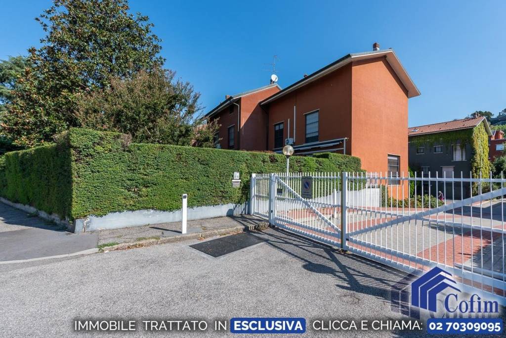 Villa a Schiera in vendita a Peschiera Borromeo via Veneto, 7