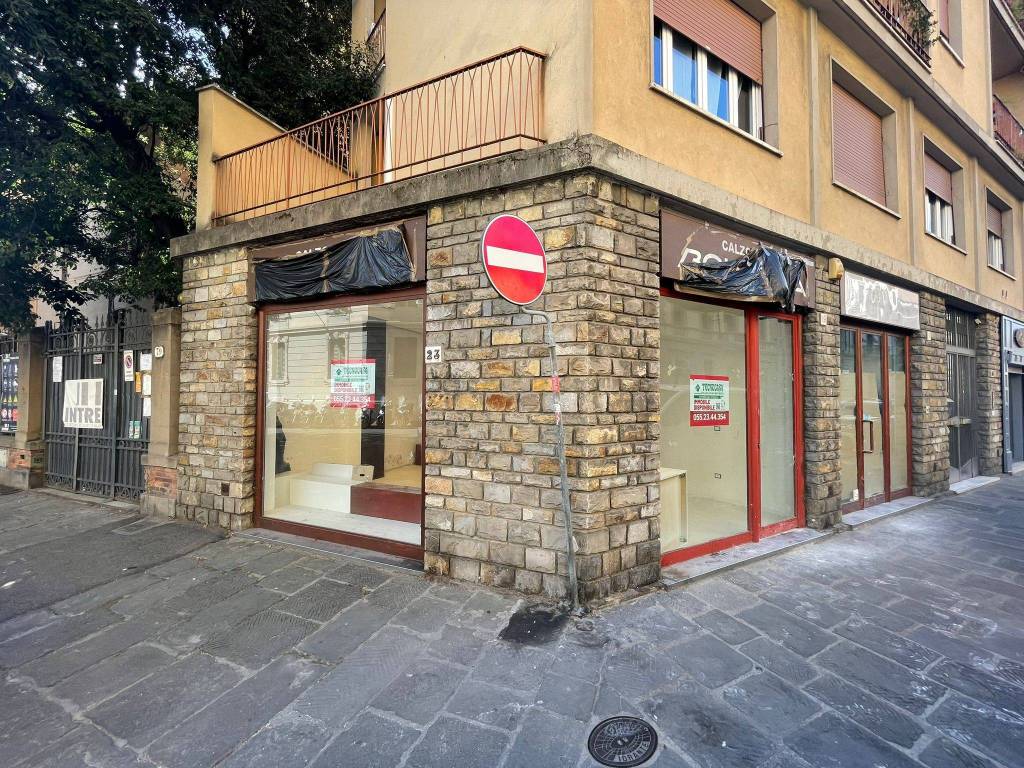 Negozio in affitto a Firenze via Guglielmo Marconi, 19R