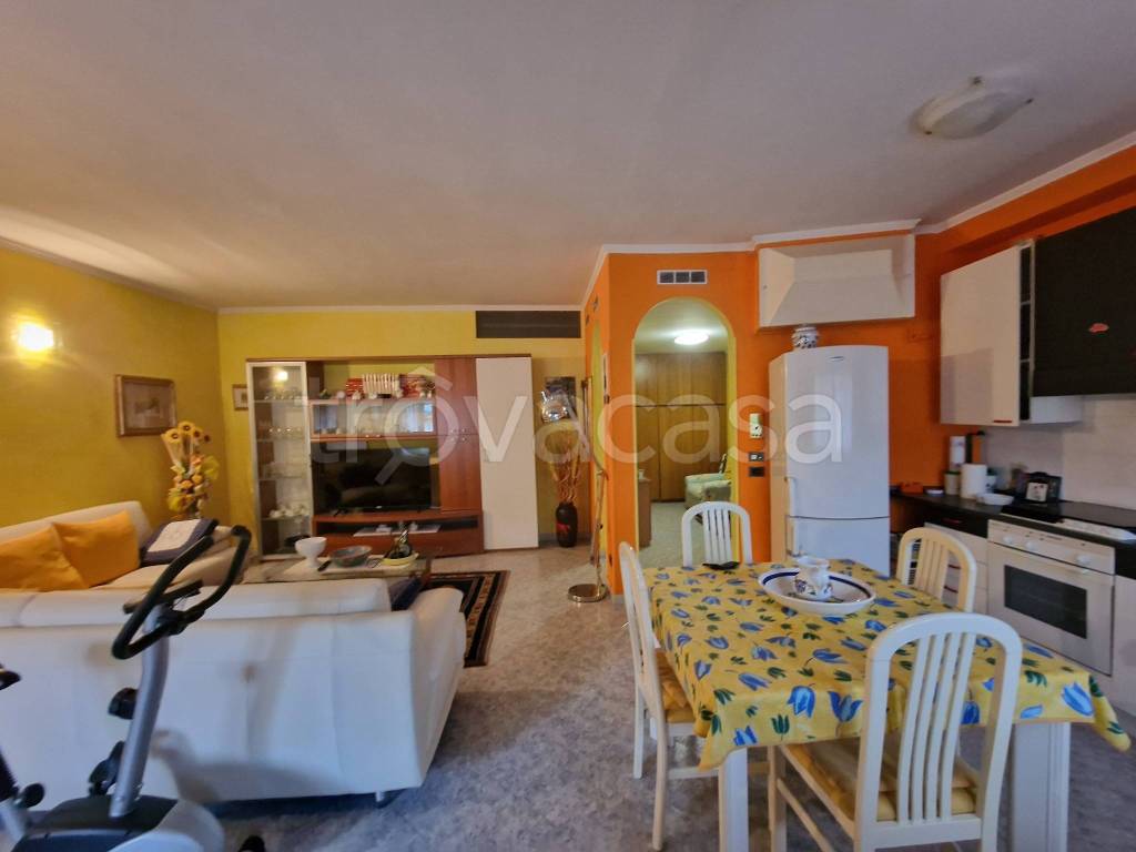 Appartamento in vendita a Casazza via Nazionale, 72
