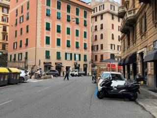 Posto auto in vendita a genova via giuseppe macaggi