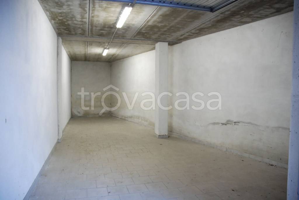 Garage in vendita a Pinerolo via Novarea, 49