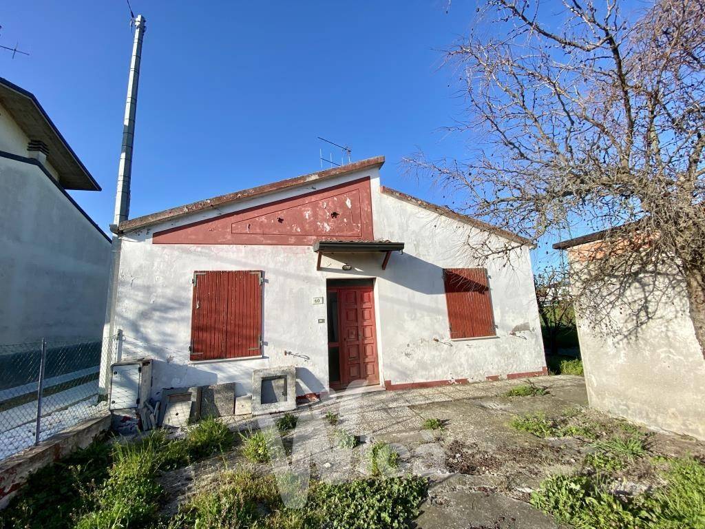 Casa Indipendente in vendita a Cesenatico via Canale Bonificazione, 60