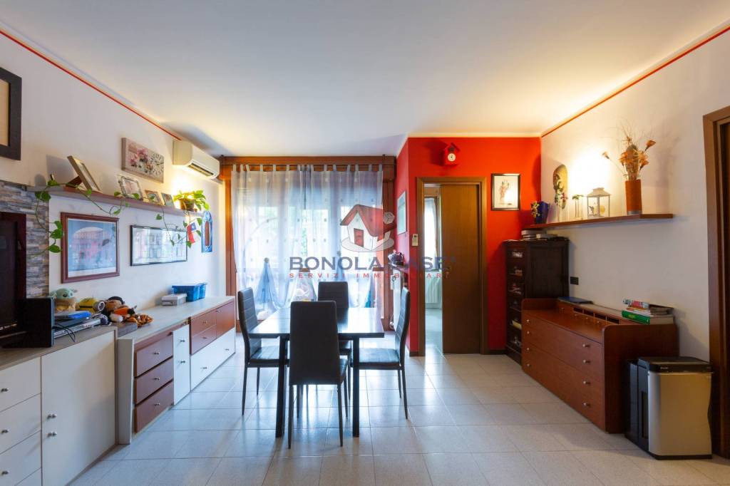 Appartamento in vendita a Milano via Appennini, 90
