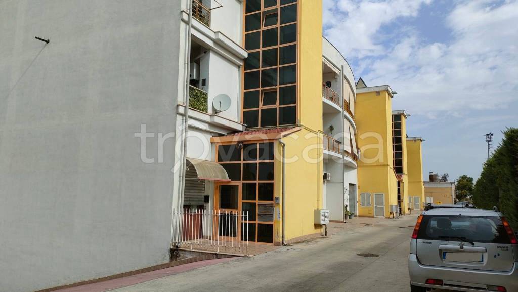 Appartamento in vendita a Foggia via Manfredonia, 48