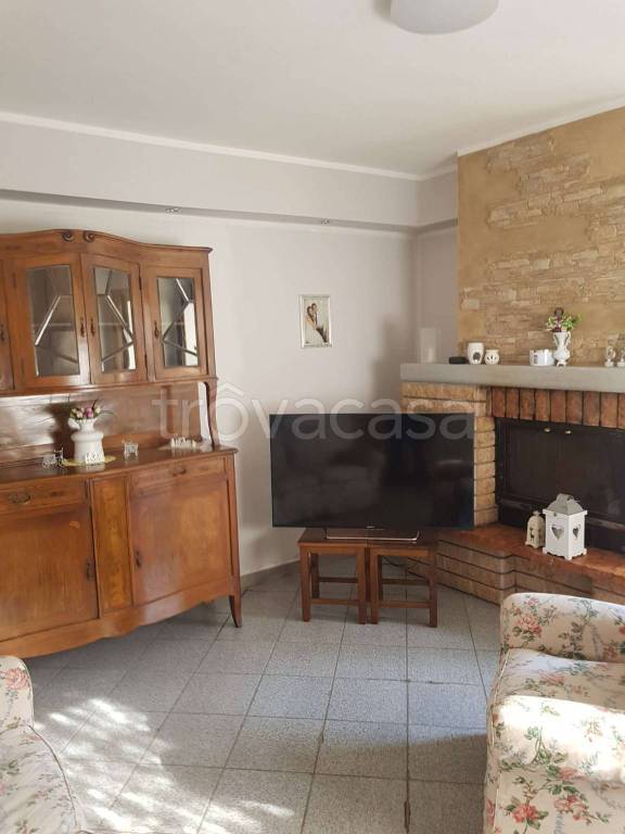 Casa Indipendente in vendita a Bagnolo Cremasco via Gaeta