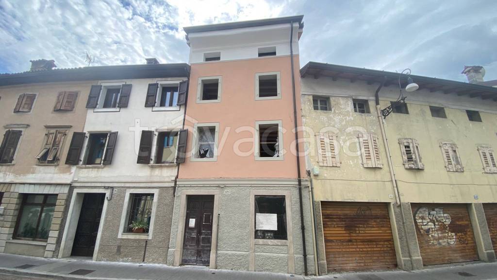 Casa Indipendente in vendita a Udine via Grazzano