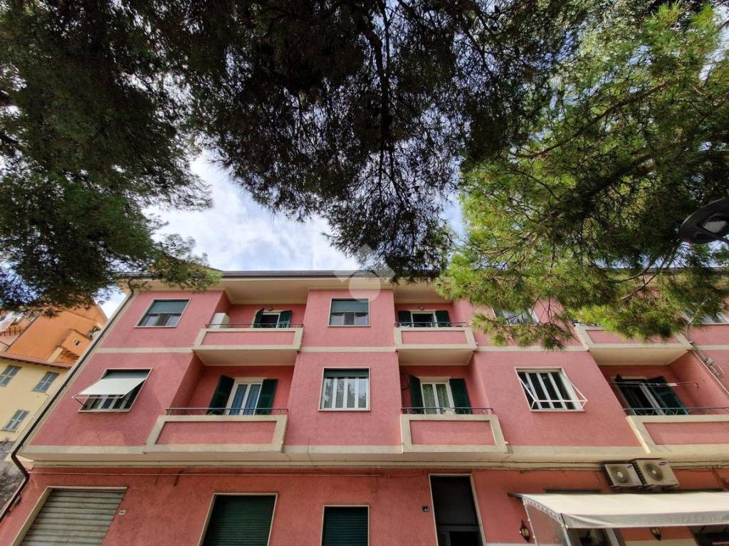 Appartamento in vendita a Ventimiglia via Trossarelli, 14