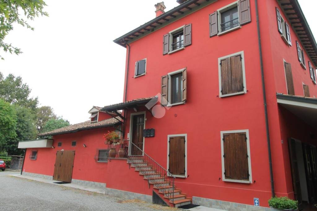Appartamento in vendita a Bagnolo in Piano via Provinciale Nord, 13