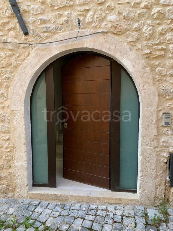 Casa Indipendente in in vendita da privato a Prata d'Ansidonia via 4 Novembre
