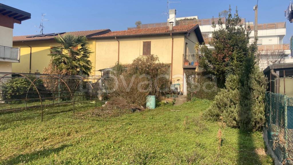 Villa a Schiera in vendita a Bergamo via della Morla, 4