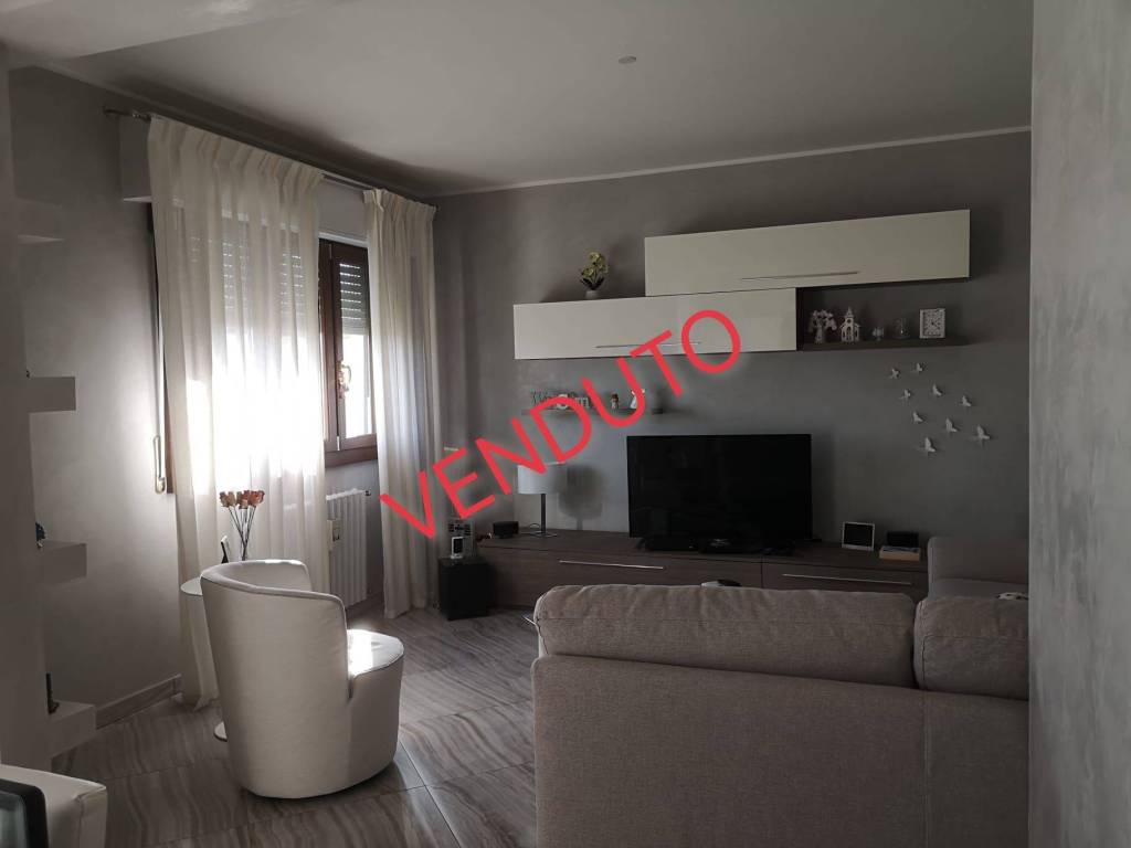 Appartamento in in vendita da privato a Milano via Vittorio Emanuele Orlando, 30
