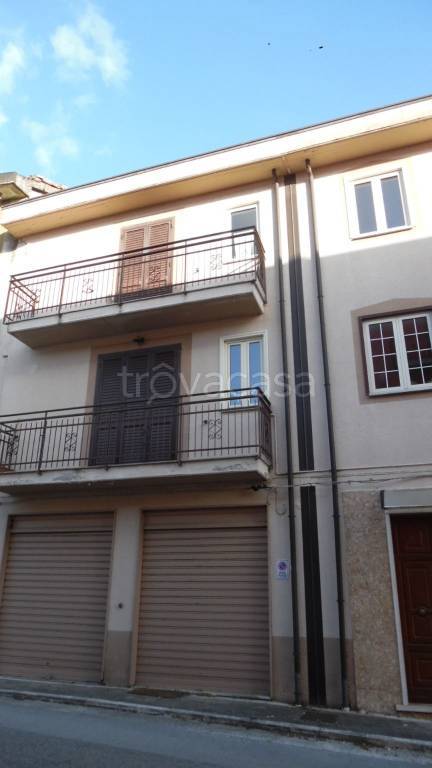 Appartamento in vendita a Lioni via Sant'Antonio, 39