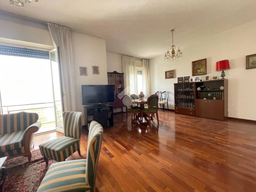 Appartamento in vendita a Cosenza via Vittorio Accattatis, 11