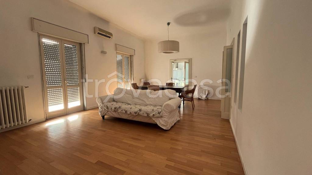 Appartamento in vendita a San Giorgio Ionico via Lecce