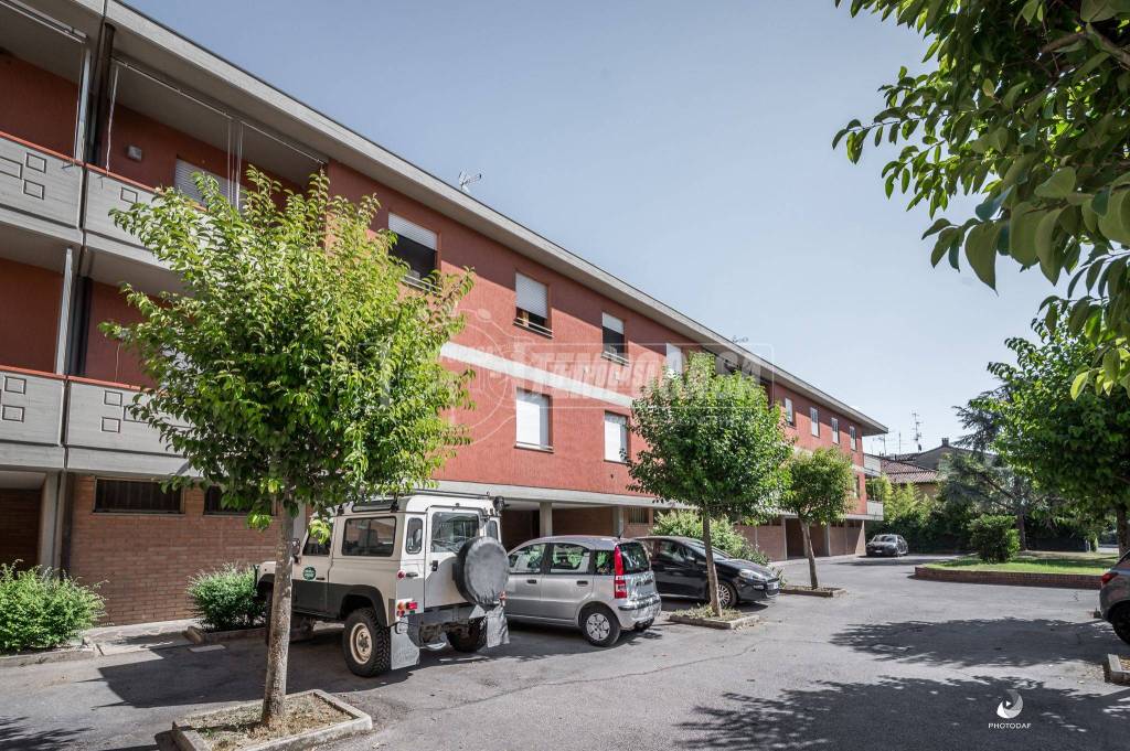 Appartamento in vendita a San Pietro in Casale via Armando Stagni, 60/b