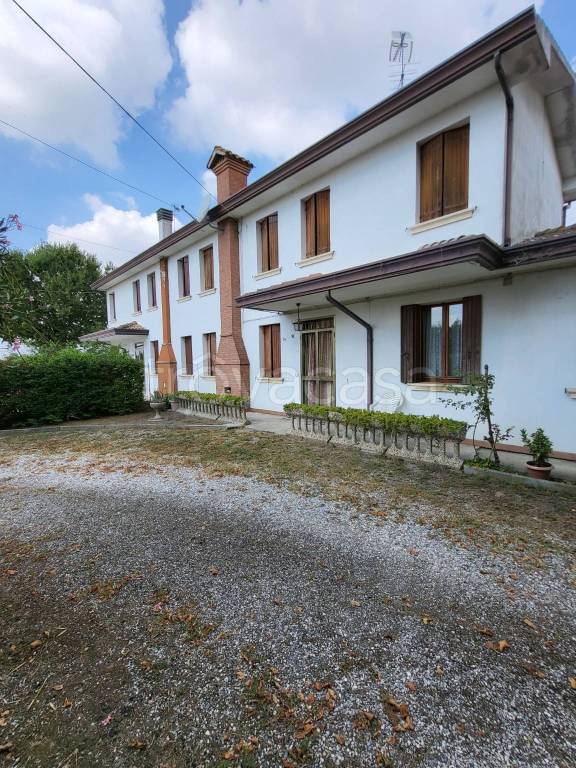 Villa Bifamiliare in in vendita da privato a Papozze via Eridania