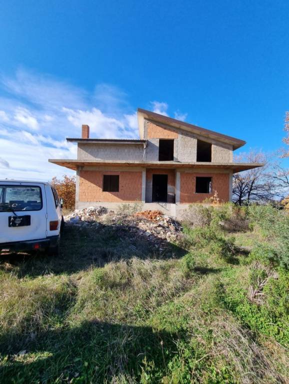 Villa Bifamiliare in in vendita da privato a San Demetrio Corone contrada Mezzana