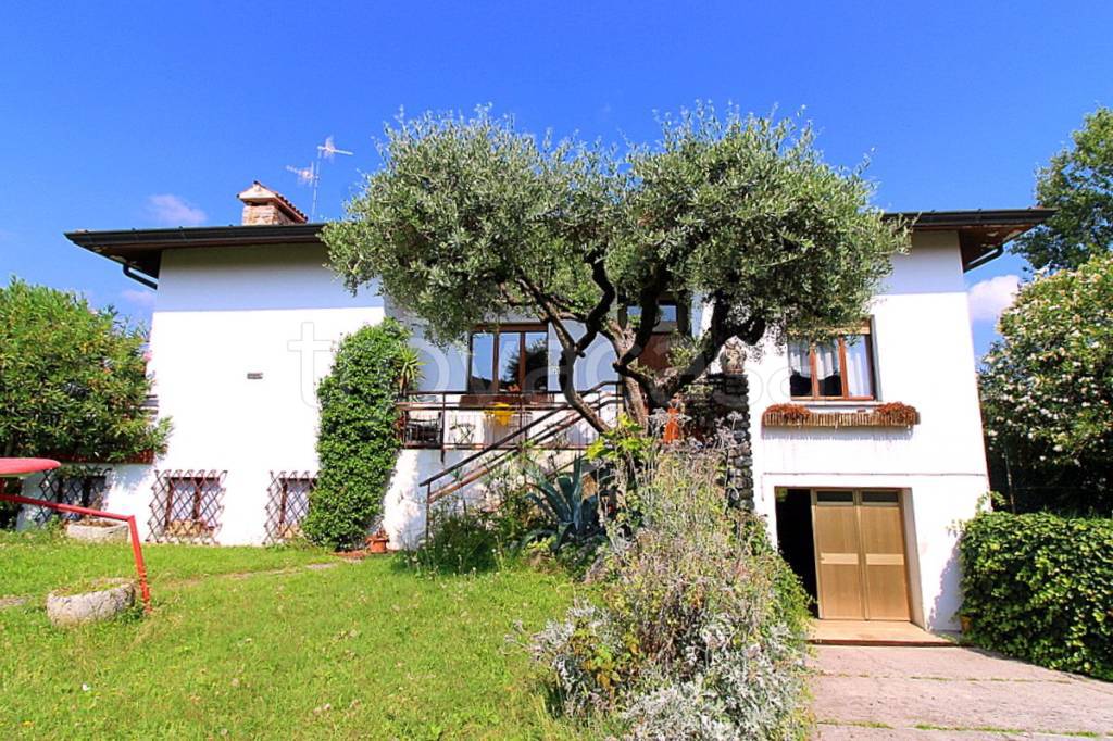 Villa in vendita a Udine via Judrio