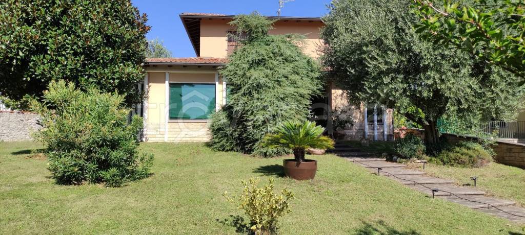 Villa in in vendita da privato a Erbusco via Piero Gobetti, 7