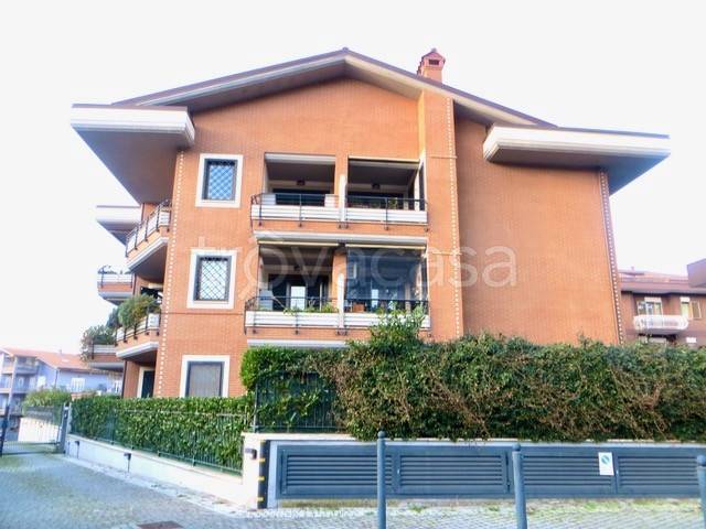 Appartamento in vendita a Marino corso Vittoria Colonna, 83