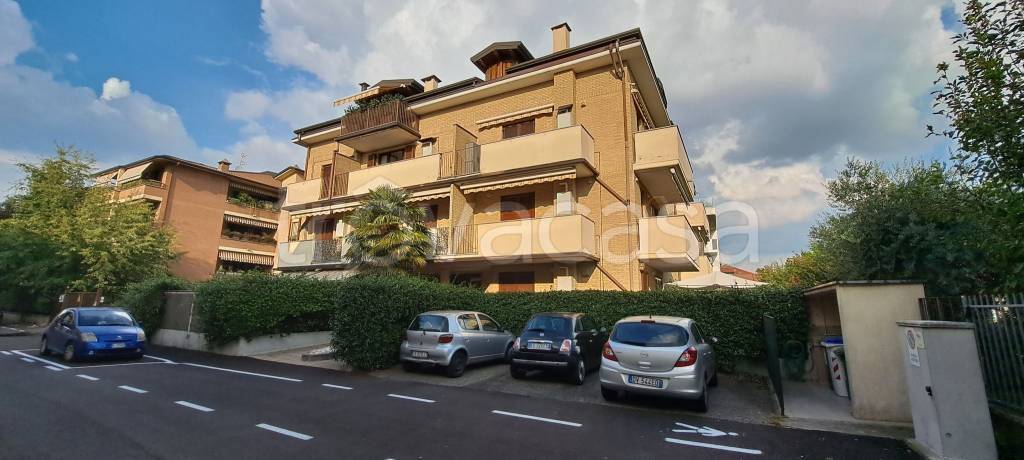 Appartamento in vendita a Cesano Maderno via Palestro, 1