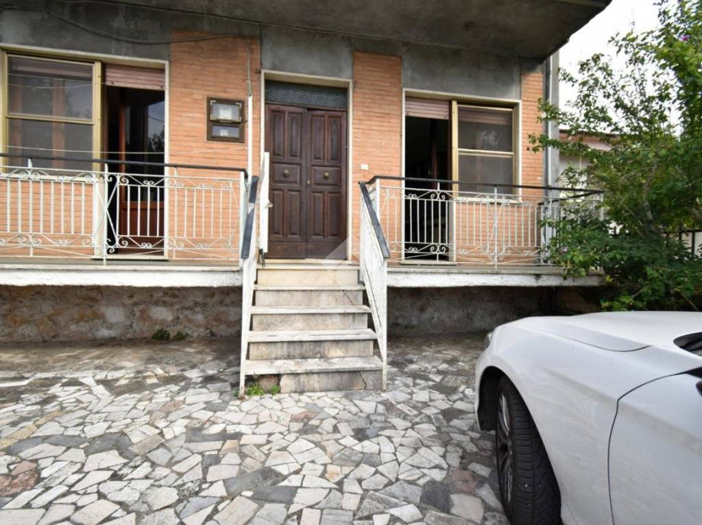 Casa Indipendente in vendita a Sezze via roccagorga