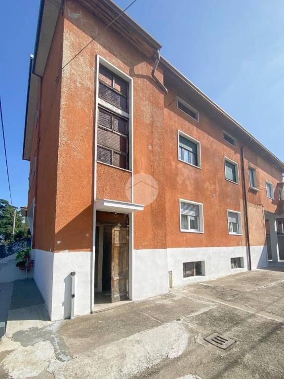 Appartamento in vendita a Castrezzato via Chiari, 1