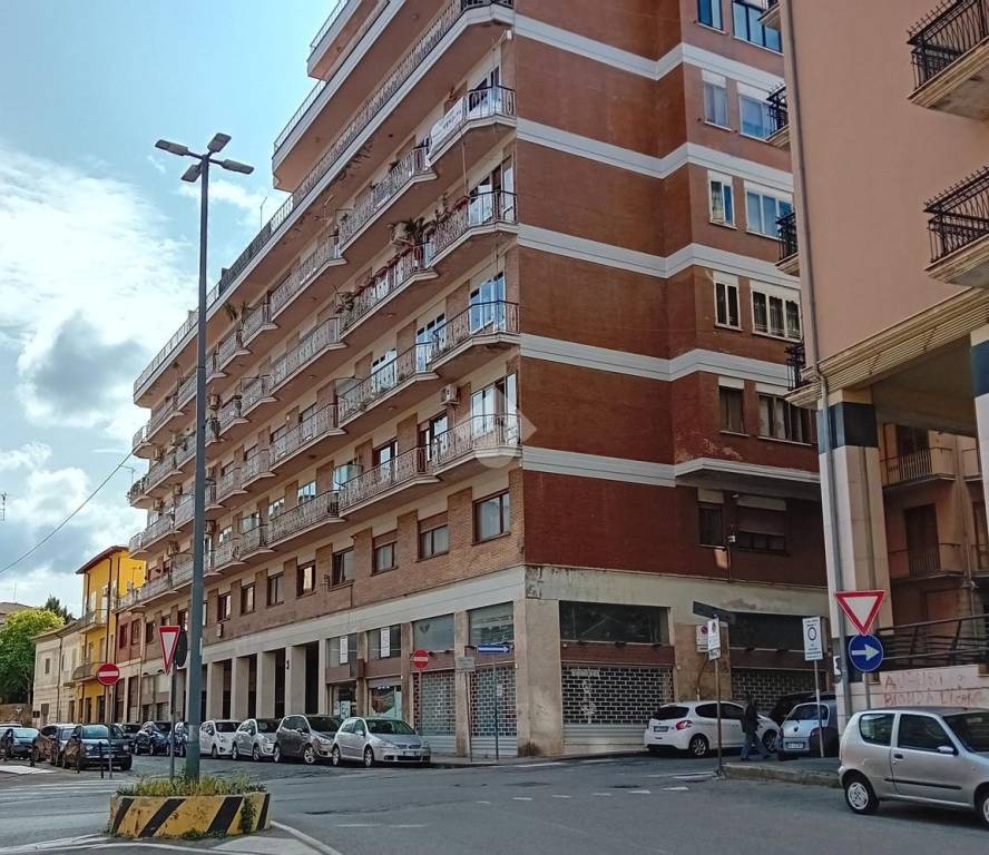 Appartamento in vendita ad Avellino via Partenio, 39