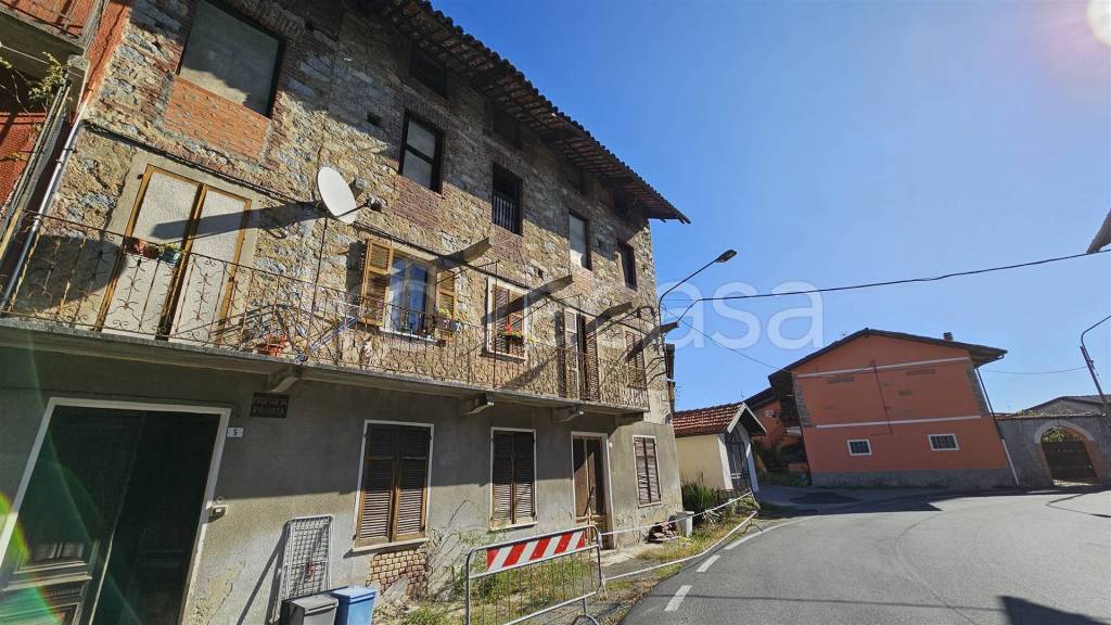 Villa a Schiera in vendita a Strona frazione boero, 5