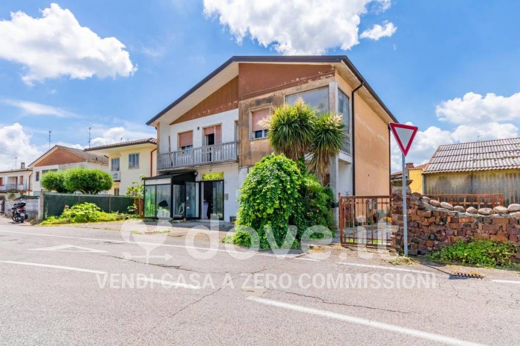 Villa in vendita a Occhiobello via Eridania, 176