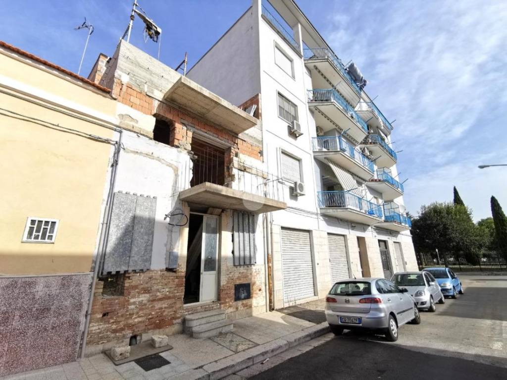 Casa Indipendente in vendita a Foggia via Cesare Oddone, 29