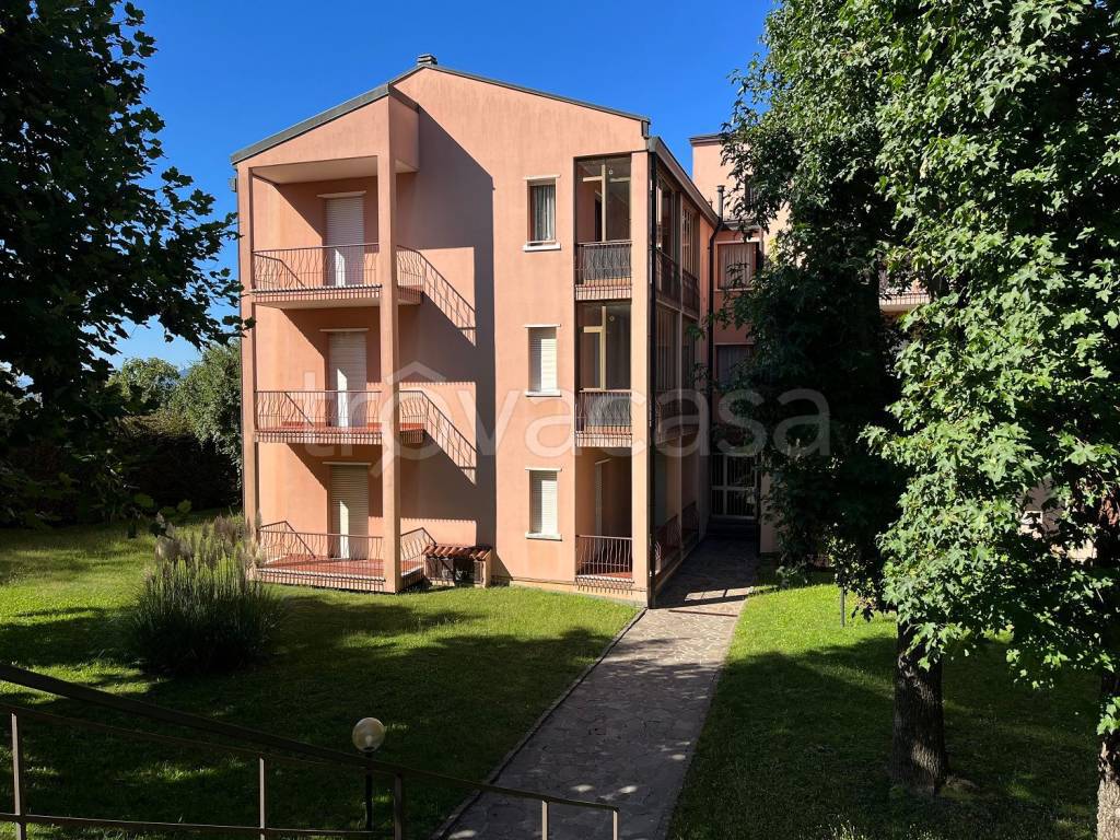 Appartamento in vendita a Sirtori via Ceregallo