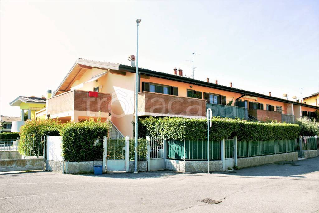 Appartamento in vendita a Cervignano d'Adda via 1 Maggio