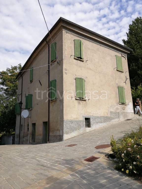 Villa in in vendita da privato a Sogliano al Rubicone via Savignano di Rigo Castello, 50