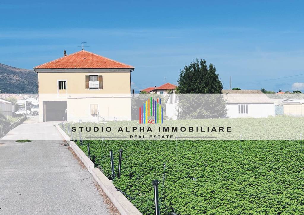 Villa in vendita ad Albenga regione Rollo, 33