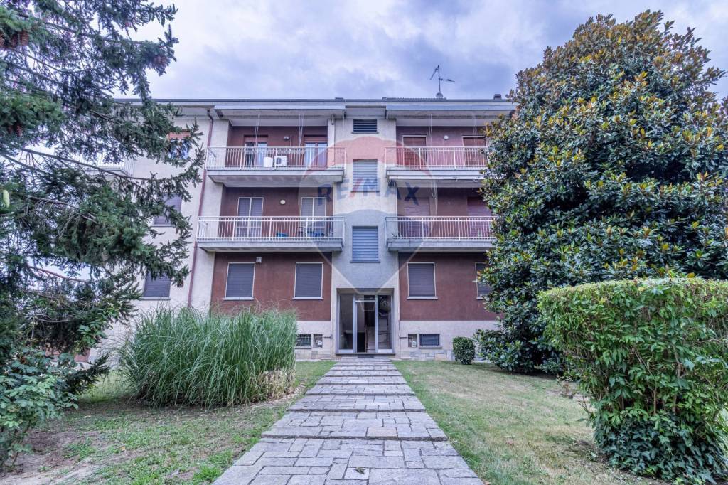 Appartamento in vendita a Candia Lomellina viale Giuseppe Garibaldi, 8