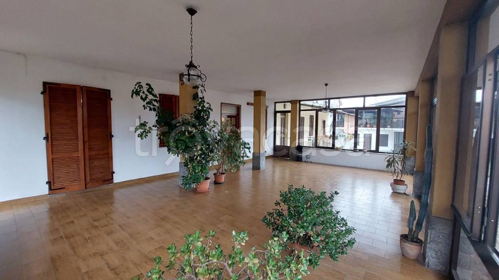Appartamento in vendita a Paruzzaro via Sant'Eufemia